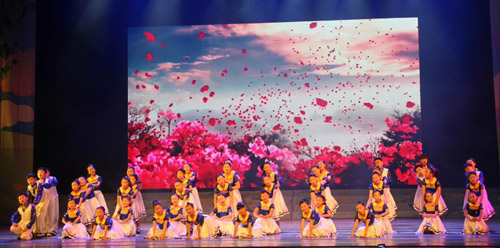 濟(jì)南“泉水叮咚響” 迎接十藝節(jié)