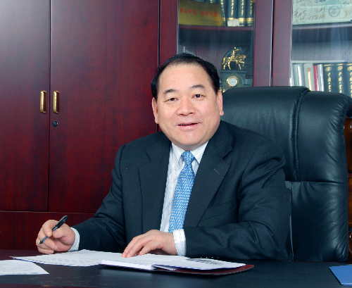 中國重汽今年已出口重卡1.4萬臺(tái) 連續(xù)8年位居國內(nèi)行業(yè)首位