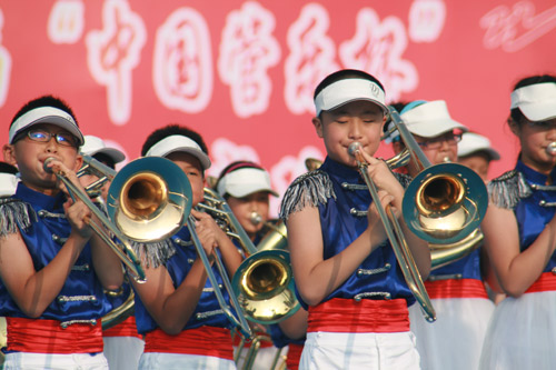 國內(nèi)頂級青少年管樂專題比賽青島開幕 600名學子角逐“中國管樂杯”獎