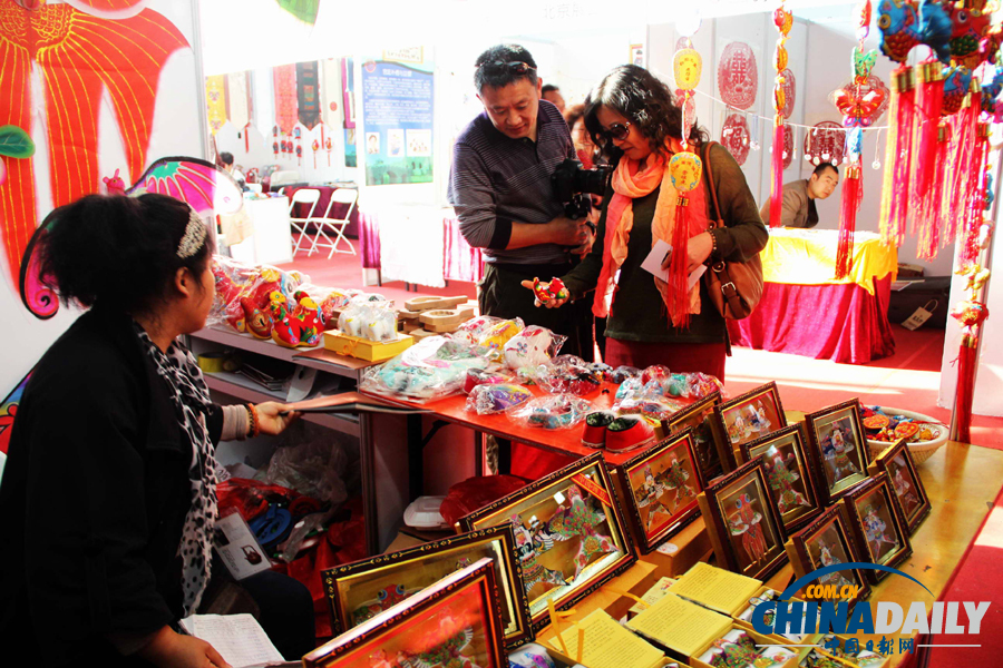 海峽兩岸精品非遺項(xiàng)目閃耀2013中國(guó)•臺(tái)兒莊古城非物質(zhì)文化遺產(chǎn)博覽會(huì)