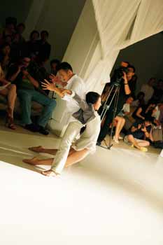 外灘18號(hào)推出現(xiàn)代舞專(zhuān)場(chǎng)《守望伊甸園》