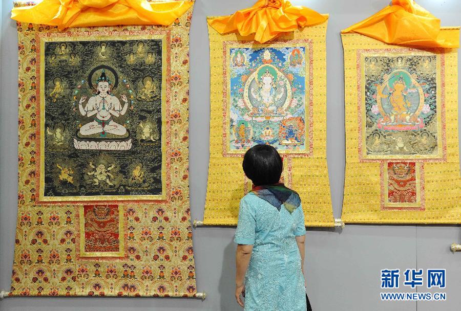 2012年上海民族民俗民間文化博覽會開幕