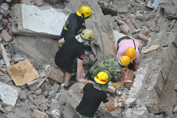 哈爾濱垮樓事件施工方被列為嫌疑人 警方展開抓捕