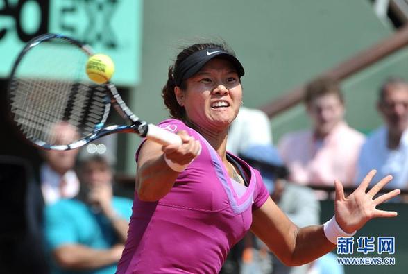 “娜姐”開啟法網(wǎng)衛(wèi)冕征程 能否重演“神奇六月”？