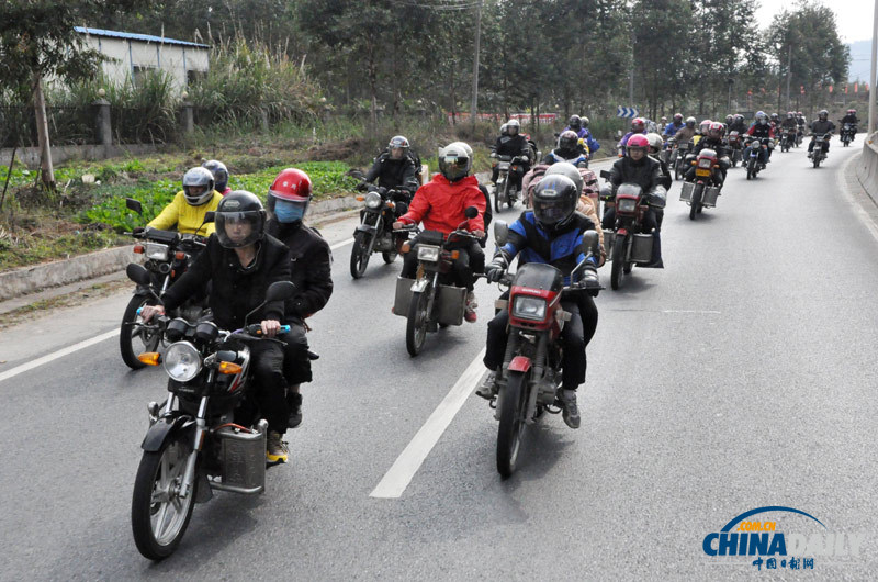 直擊鐵騎千里跨省返鄉(xiāng)