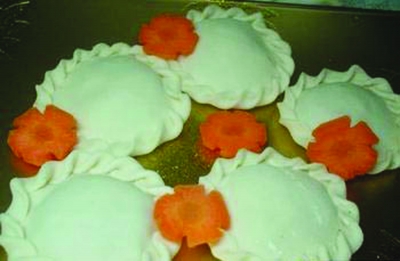 12種餃子包法走紅網(wǎng)絡(luò) “向日葵餃子”引驚嘆