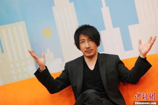 劉謙經(jīng)紀(jì)人發(fā)聲明:李云迪提出加“找力宏”臺(tái)詞