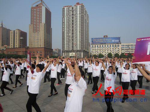 湖南“萬人廣場舞”海選昨日開啟《High歌》成大賽標志性舞曲