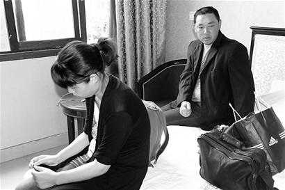 “開路勇士”:搶險(xiǎn)途中墜崖的裝載機(jī)手張磊