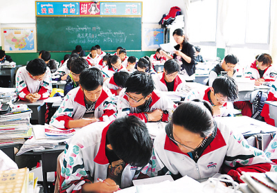 2013高考招生探班:盤點人氣高學 熱門專業(yè)