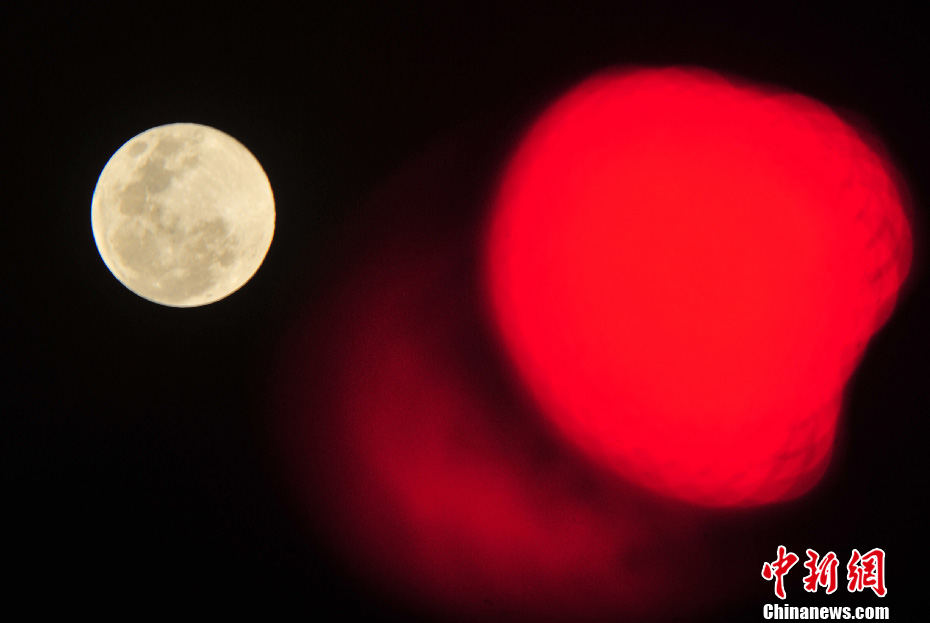 “超級(jí)月亮”現(xiàn)身福州天空