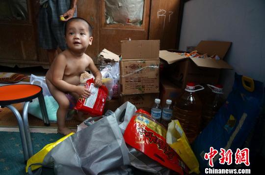 “饑餓娃娃”現(xiàn)狀：身體恢復(fù)良好 未來去向不定