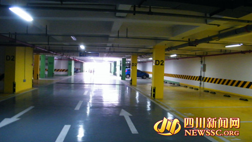 四川一樓盤(pán)租停車(chē)位交70年費(fèi) 業(yè)主:活不了那么久