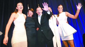 硬漢阿博特當(dāng)選澳總理 對(duì)華政策頗受關(guān)注