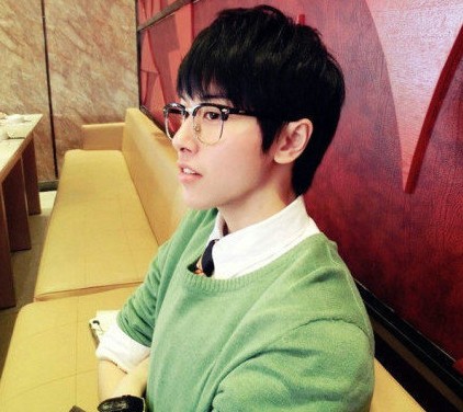 最帥女漢子邢雅晨長(zhǎng)似韓國(guó)花美男 海量私照曝光