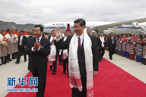 習(xí)近平率中央代表團飛抵拉薩 出席西藏和平解放60周年慶祝活動