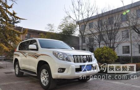 陜西國家級(jí)貧困縣書記縣長豪華座駕遠(yuǎn)超部長級(jí)配置