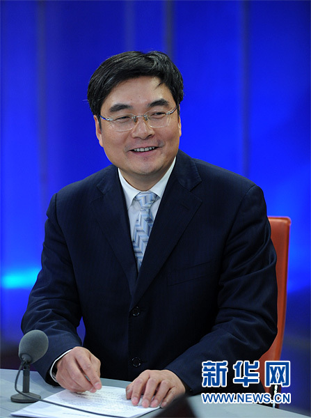 鐵道部:在窗口和售票點(diǎn)徹夜排長(zhǎng)隊(duì)買(mǎi)票現(xiàn)象基本消失