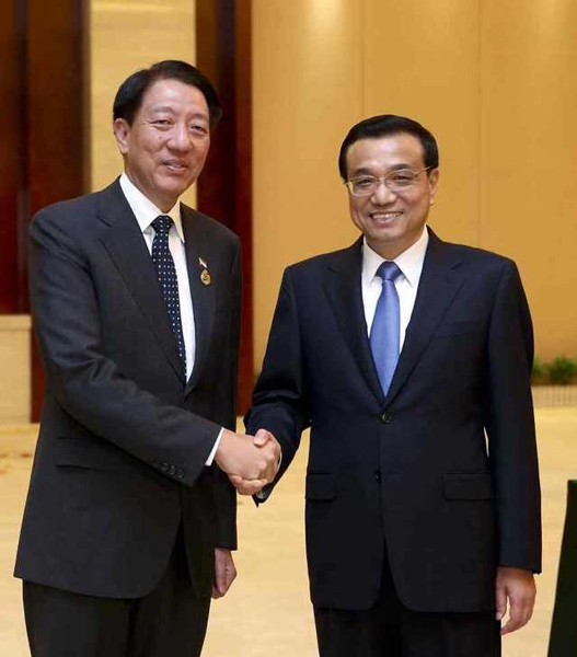 李克強(qiáng)會(huì)見東盟國家領(lǐng)導(dǎo)人