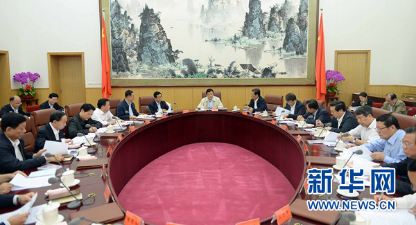 劉云山:教育實踐活動要堅持從嚴(yán)標(biāo)準(zhǔn) 防止虎頭蛇尾