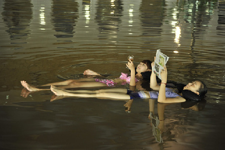 “中國死海”運(yùn)城鹽湖