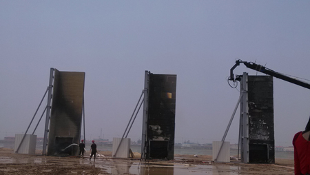 大型墻體保溫層燃燒試驗見證活動昨日在濱海舉行