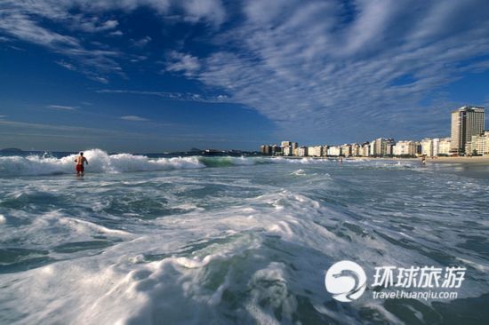 驚險(xiǎn)刺激!盤(pán)點(diǎn)世界最美沖浪地