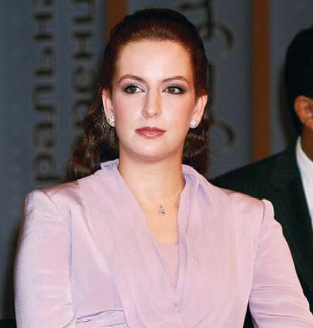 中東產(chǎn)石油更產(chǎn)風(fēng)情美女