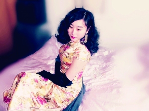 南大“旗袍女神”走紅 365天都是復古范兒(圖)