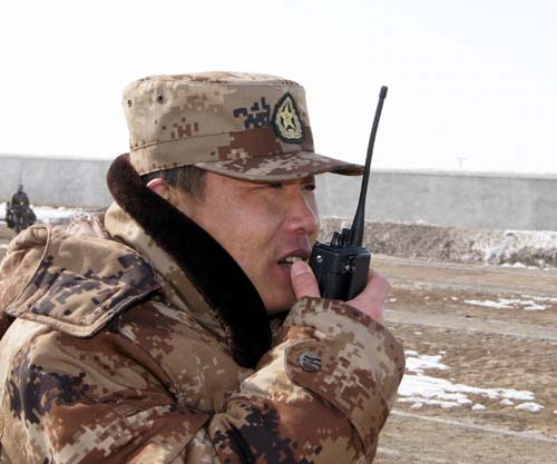 新疆兵團(tuán)六師共青團(tuán)農(nóng)場(chǎng)民兵軍訓(xùn)強(qiáng)素質(zhì)