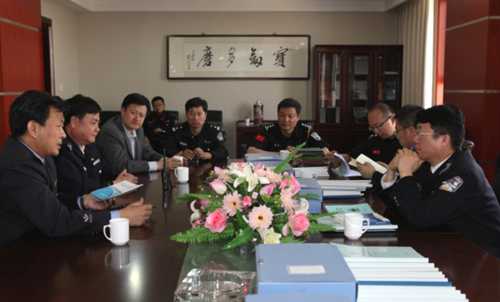 伊犁州公安局政治部主任劉秋宏蒞臨奎屯市檢查指導(dǎo)工作