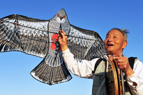 油城退休老人放風(fēng)爭