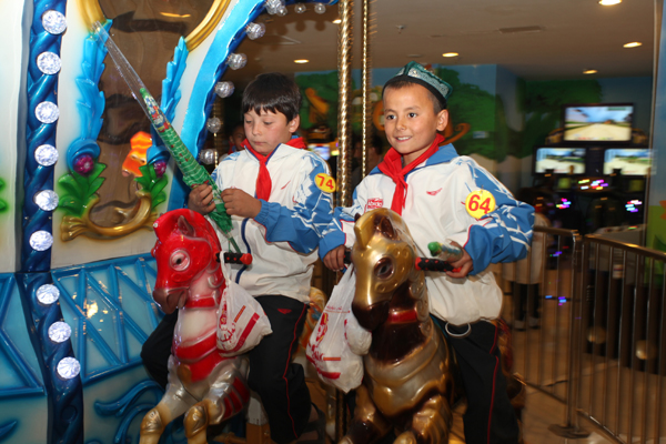 百名“小庫爾班”進(jìn)城相約中國夢