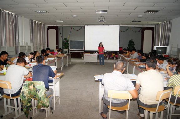 新疆兵團(tuán)第六師共青團(tuán)農(nóng)場百余名青年受益SYB創(chuàng)業(yè)培訓(xùn)班成為小老板