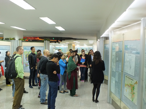 “新疆是我的第二故鄉(xiāng) 新疆的發(fā)展我自豪”