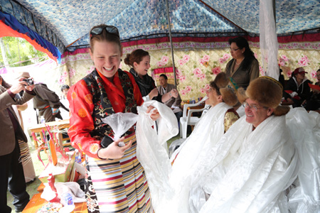 一場(chǎng)別開(kāi)生面的婚禮