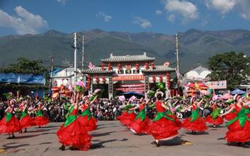 掃掃東航二維碼，手機(jī)變身打折卡！