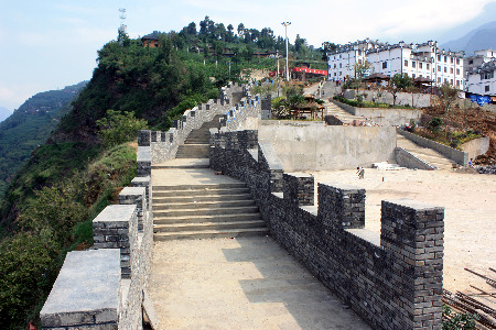 云南昭通巧家大寨鎮(zhèn)建設(shè)白鶴新村文化廣場