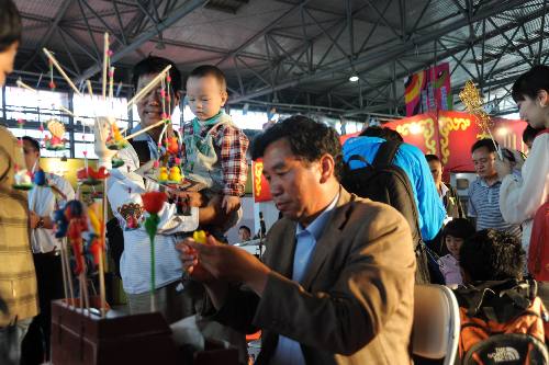 第五屆昆明泛亞民博會(huì)開幕（組圖）