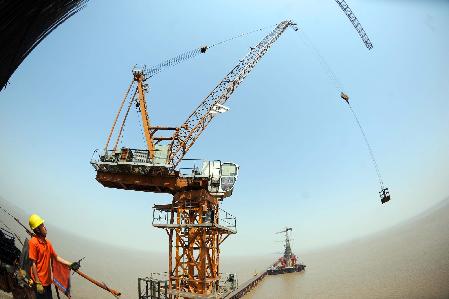 杭州灣上第二座跨海大橋——嘉紹跨海大橋建設(shè)進度過半