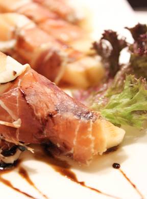 臺(tái)灣美食節(jié)引爆杭州海外?；使诩偃站频? width=