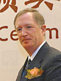 The boss of a US multinational which was a strong advocate of China's entry to the World Trade Organization was yesterday bestowed the nation's highest honour given to a foreign business leader.