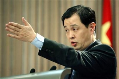 China favors nuclear negotiations with Iran