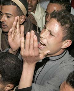 Hopes fade for the missing after Egypt ferry sink