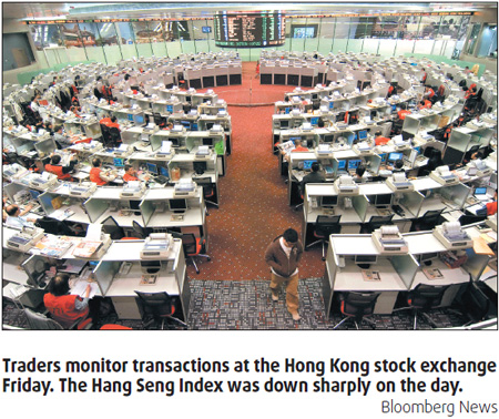 HSI plunges on Dubai debt default fears