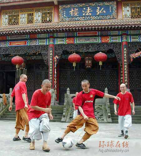 寺廟也熱世界杯 重慶佛學(xué)院有支足球隊(duì)