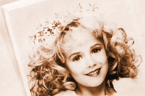 美國6歲選美小皇后被殺案疑點(diǎn)重重 真兇仍未確定