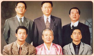 經(jīng)濟萎靡 韓國再度流行“三世同堂”傳統(tǒng)大家庭