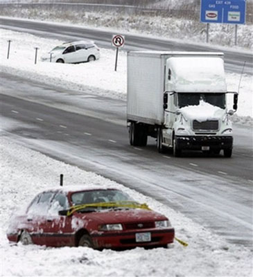 民生百態(tài):美國中西部暴風雪下的快樂與痛苦