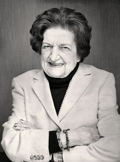 美新聞界“第一夫人”寶座爭端落下帷幕